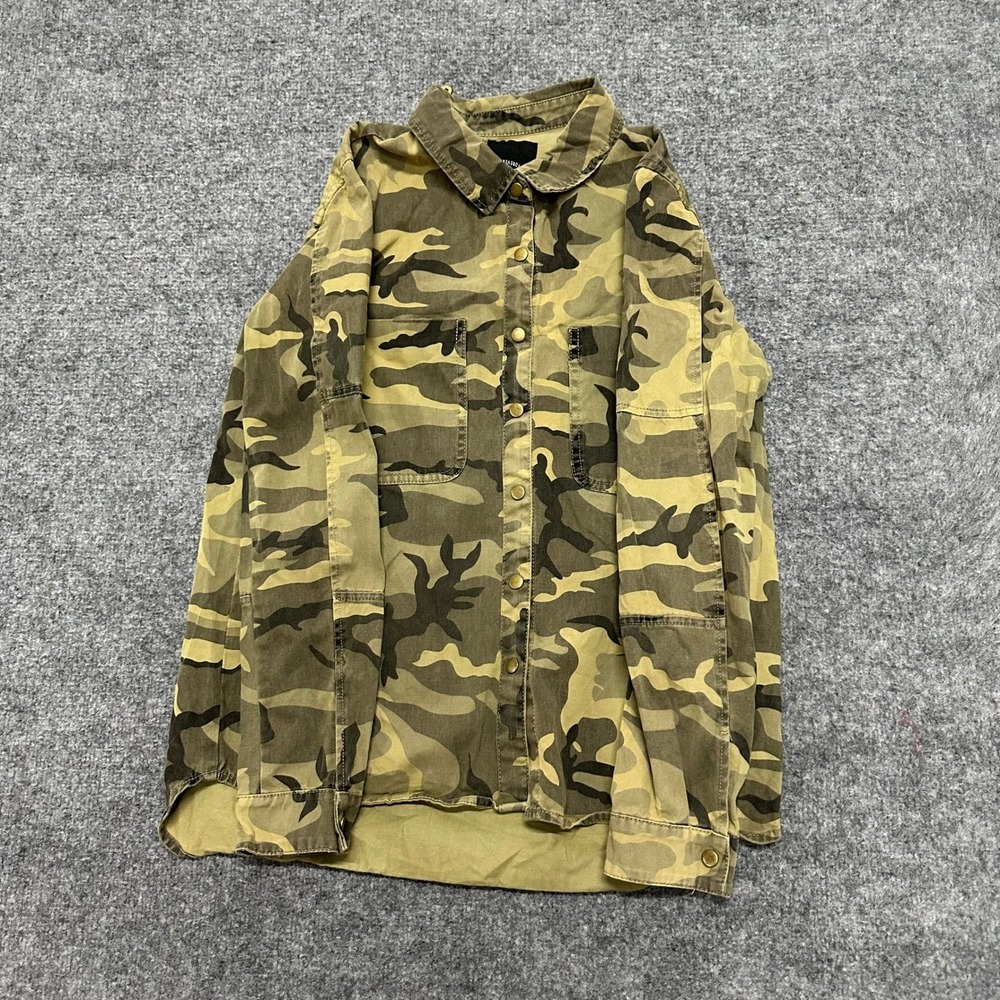 Forever 21 Jacket Womens Size S Green Camouflage Cotton Utility Snap Front Shirt